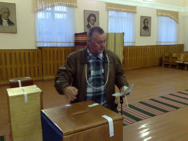 Primul votant la Orhei-Republica Moldova